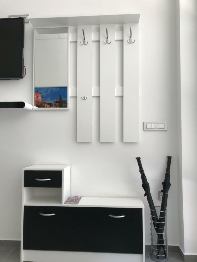 Viktor Apartment Ljubljana Bagian luar foto